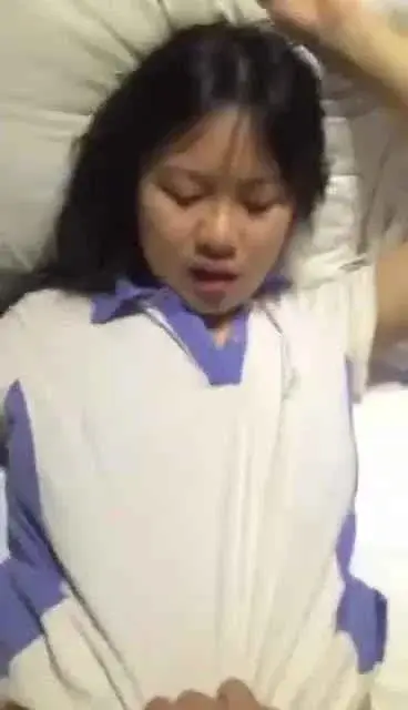 Istri Muda Bokep Viral Sambil Sandar Dienakin Sampe Kluar Sma 2025 - Helikopter Istri Muda Bokep Viral Sambil Sandar Dienakin Sampe Kluar Sma 2025